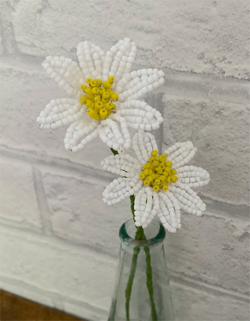 Daisy Beaded Flower Craft Kit, The Beaded Garden