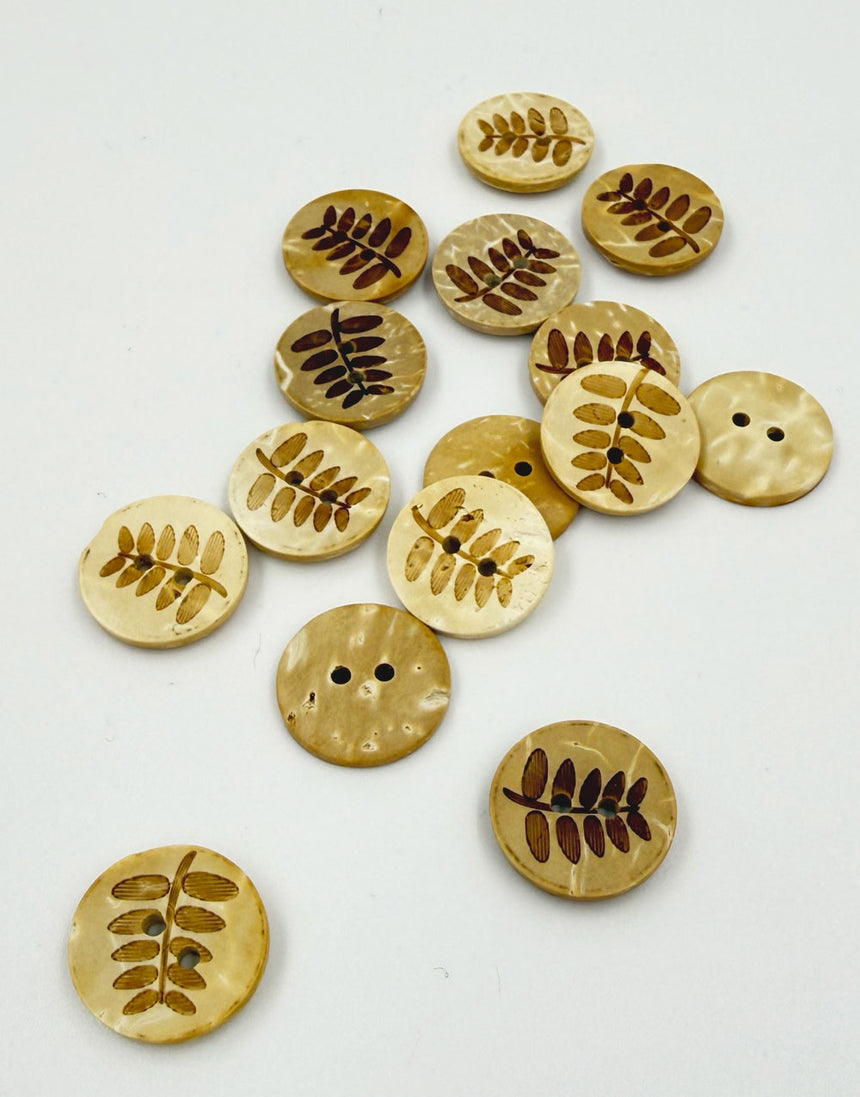 Coconut Shell Button, 18mm, Leaf