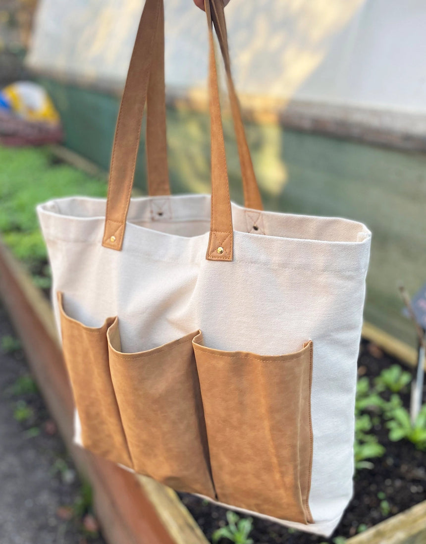 Stitch Your City - New York City Tote Bag Embroidery Kit, Chasing Threads