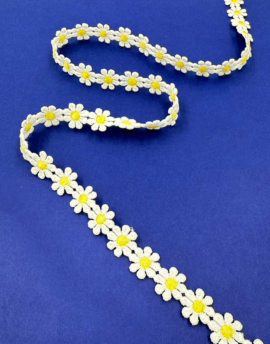 Small White Daisy Trim with Yellow Centres