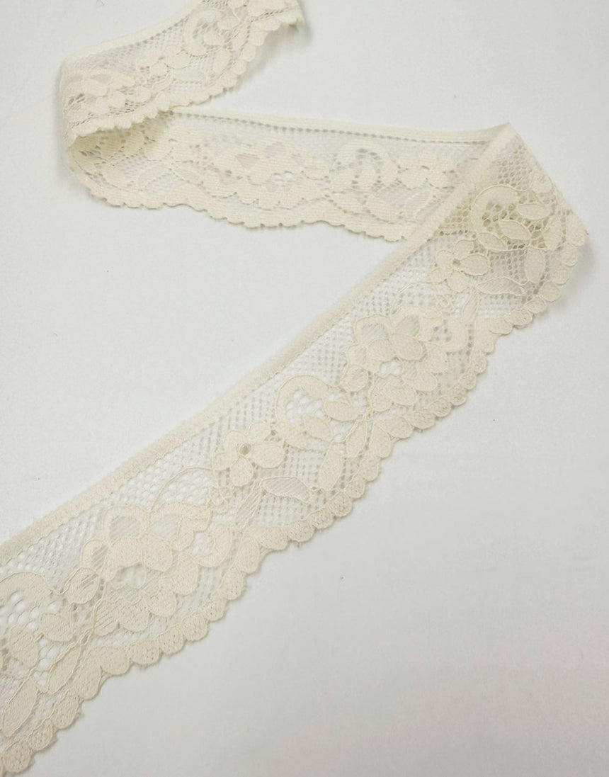 Knicker Elastic with Flowers, 33mm Wide