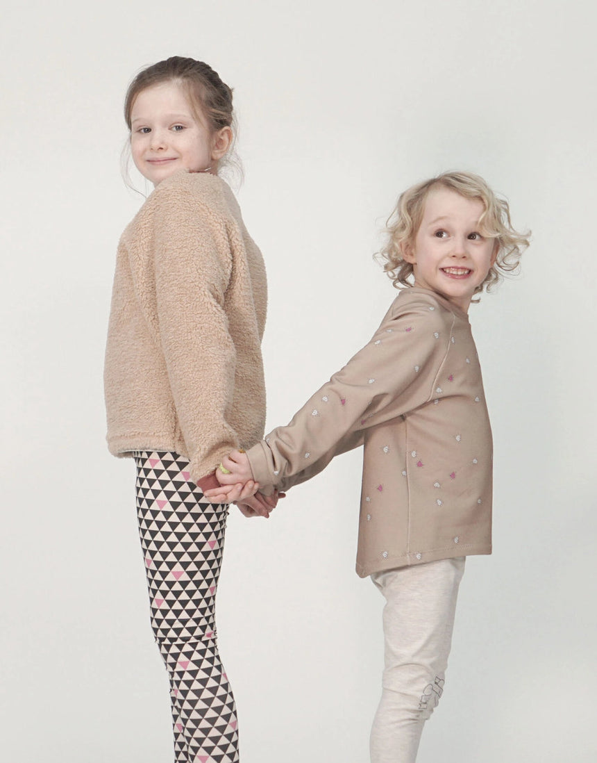 Aspen Kids Groovy Bloom Teddy Fleece Jumper Kit, Pattern Paper Scissors