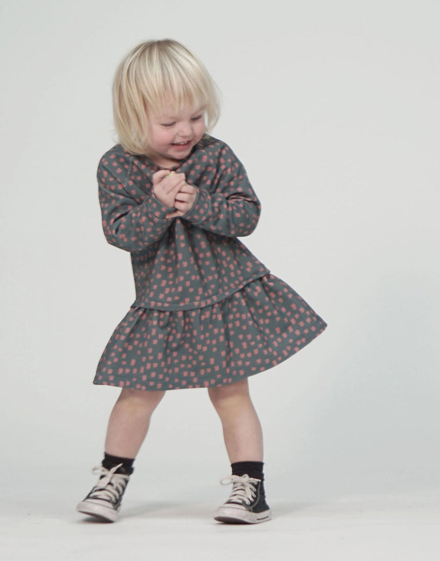 Stevie Girl's Sweat Trapeze Dress Sewing Pattern (0 - 11y), Pattern Paper Scissors