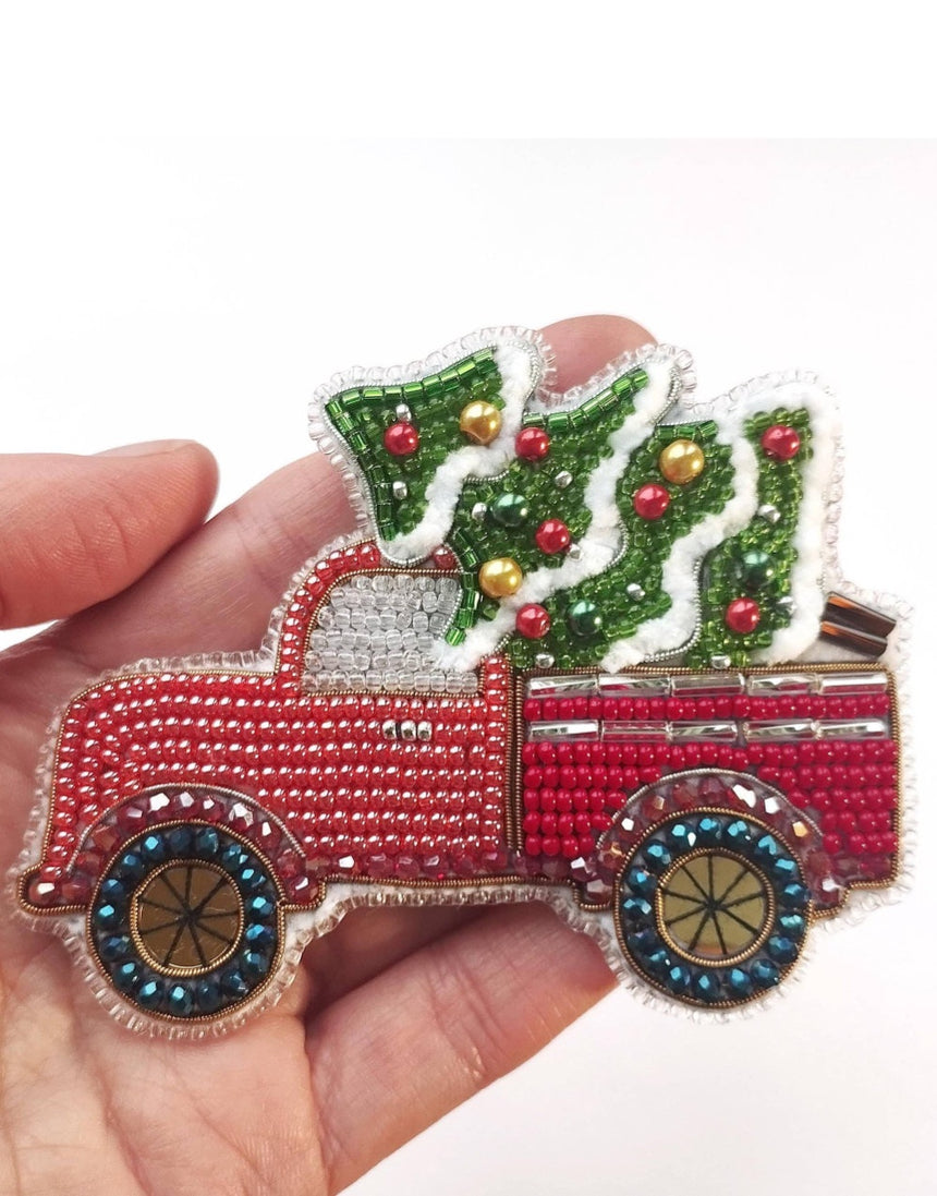 Christmas Truck with Tree Beaded Embroidery Brooch/Hanging Decoration Kit