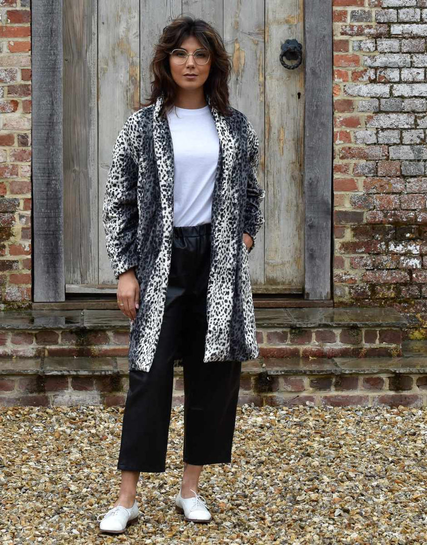 The Avid Seamstress Coats & Jackets The Wimborne Coat Sewing Pattern, The Avid Seamstress 15712