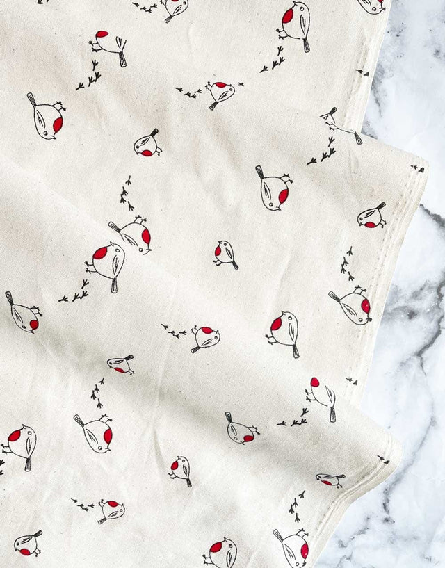 Not Specified Christmas Fabric Robins on Natural Cotton, Christmas Fabric 11425