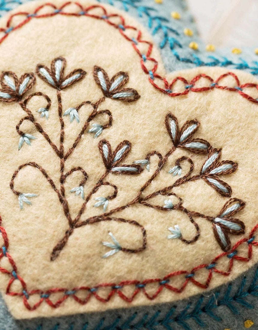 Corinne Lapierre Felt Craft Felt Heart Embroidered Mini Craft Kit by Corinne Lapierre 608603782813 608603782813