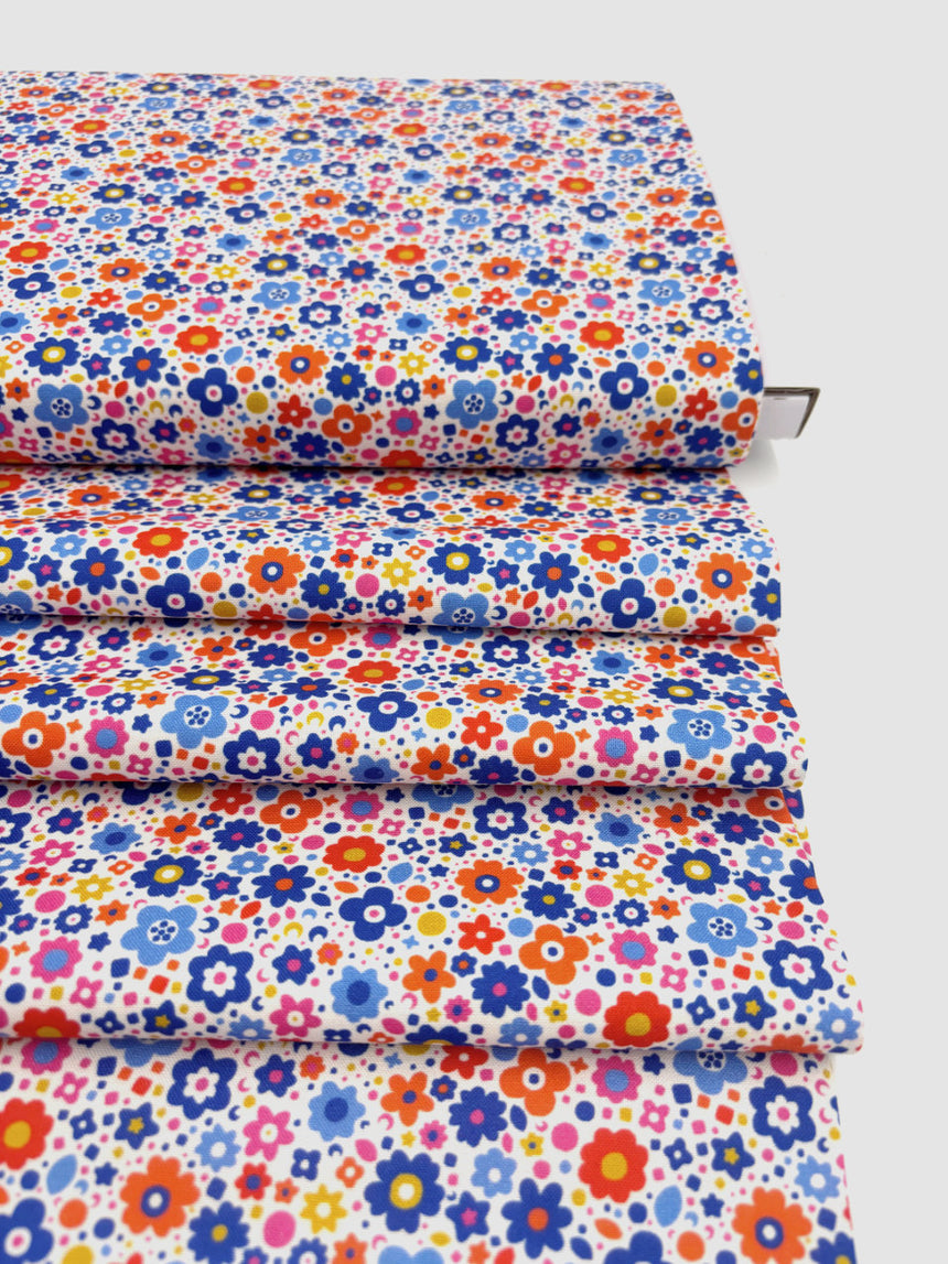 Ecru Bloomin Quilting Cotton Fabric, Primavera by Sholto Drumlanrig Thread & Ink Studio