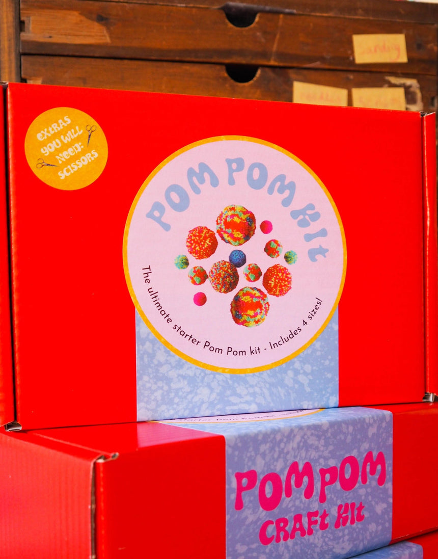 Starter Pom Pom Making Kit, Fat Pom Poms