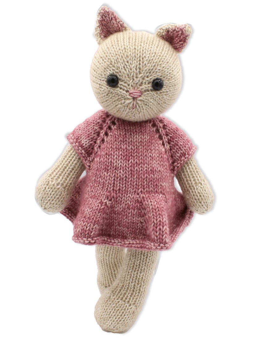 Emma the Cat Knitting Kit, Hardicraft