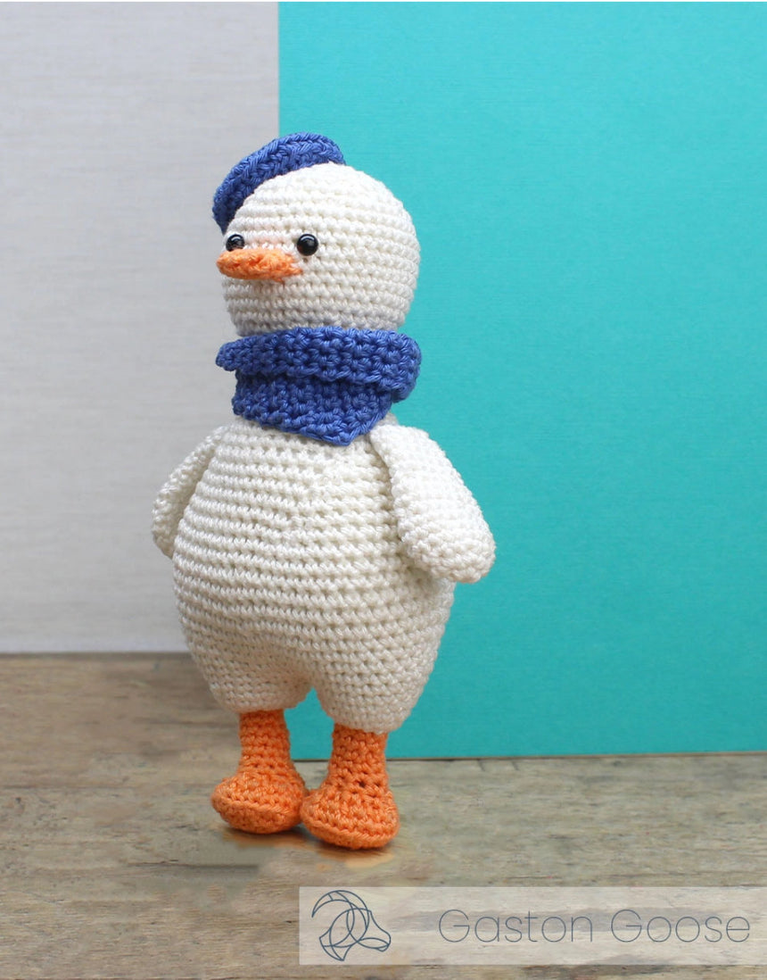 Gaston the Goose Crochet Kit, Hardicraft