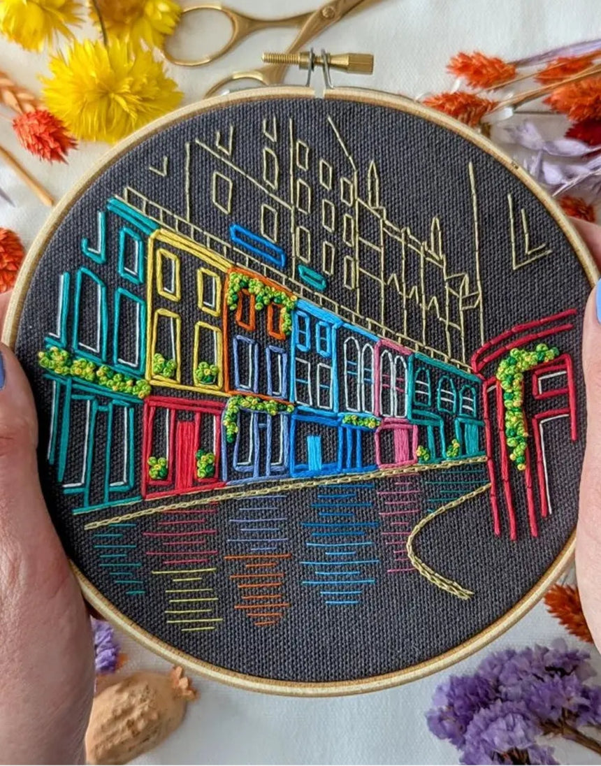 Victoria Street Edinburgh Scotland Embroidery Kit, Paraffle