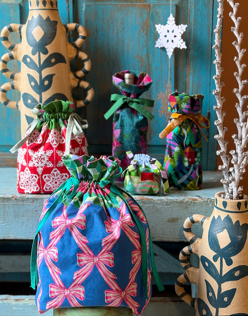 Red Hot Paperflakes Cotton Fabric, Cozy Christmas by Anna Maria Textiles