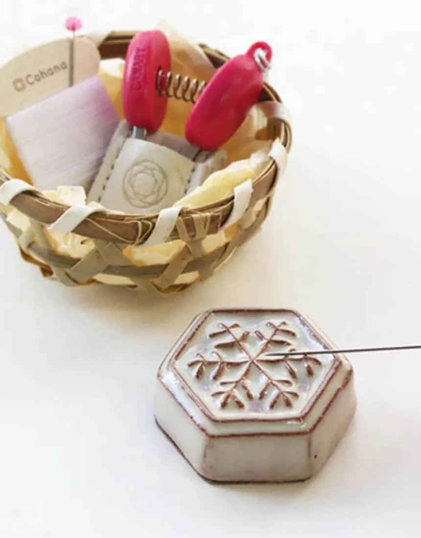 Cohana Kantsubaki Mini 4-Piece Sewing Kit