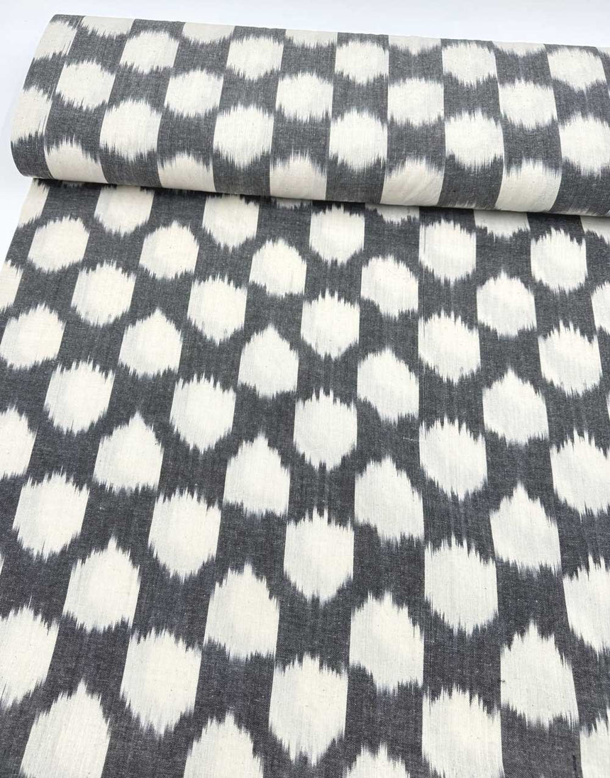 Remnant 1.20m - Grey Cotton Ikat Spot Fabric