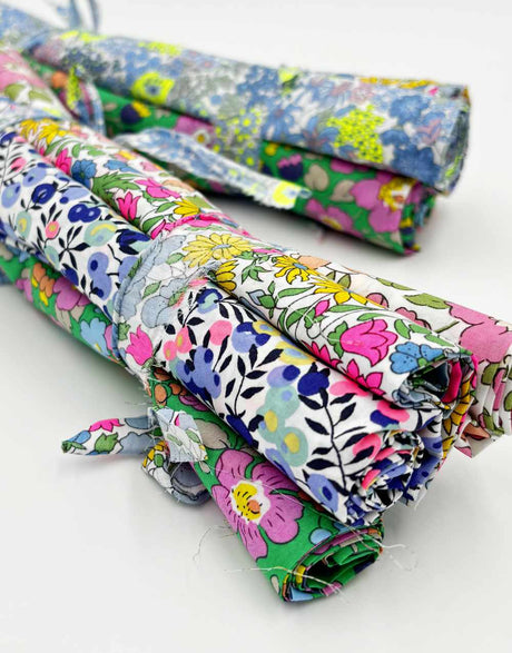 Neon Classics Liberty Fabrics Tana Lawn® Fat Quarter Bundle