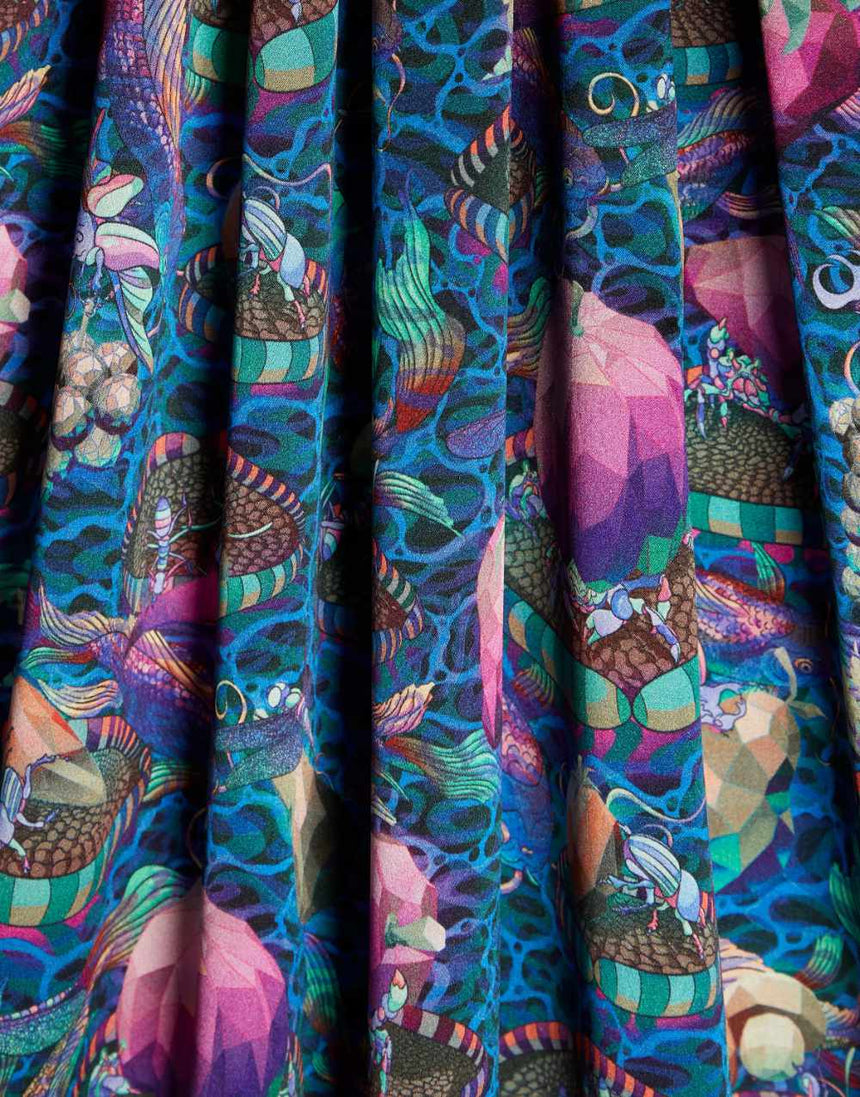 Liberty Fabrics Liberty Fabrics Belgravia Silk Satin SS23: Beauty and Chaos Liberty Fabrics Belgravia Silk Satin Wilde World C 15157