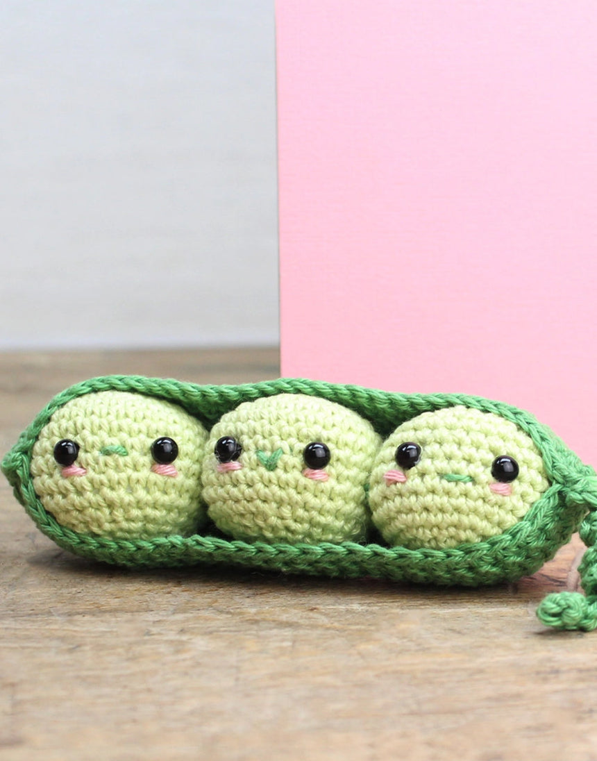 Peas in a Pod Keyring Crochet Kit, Hardicraft