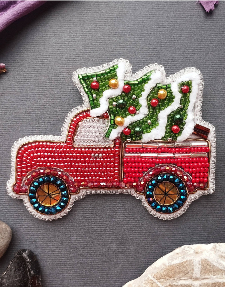 Christmas Truck with Tree Beaded Embroidery Brooch/Hanging Decoration Kit