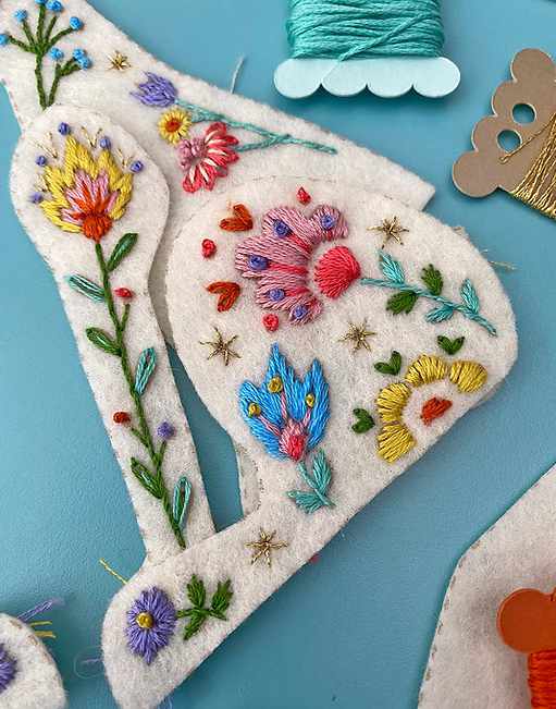 Flower Meadow Huxley the Hare Embroidered Felt Craft Kit, Sewyeah