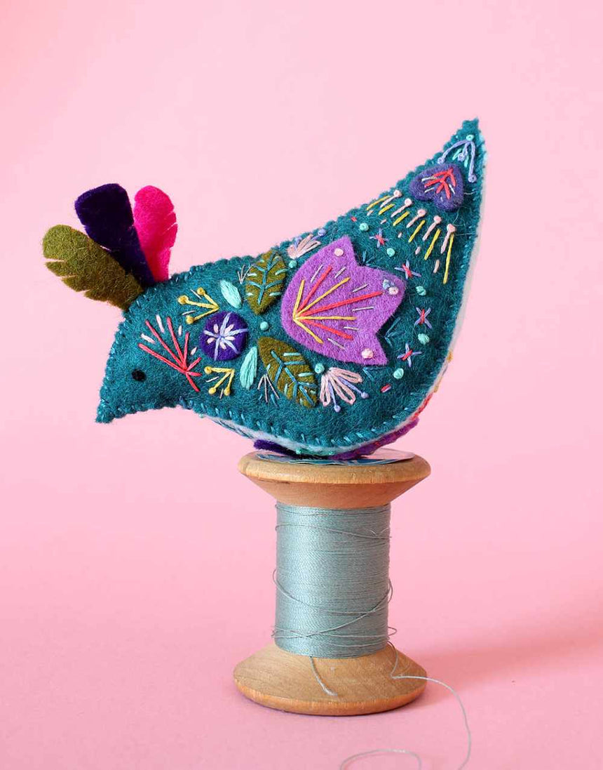 Queenie the Quail Embroidered Instruction Booklet, Sewyeah