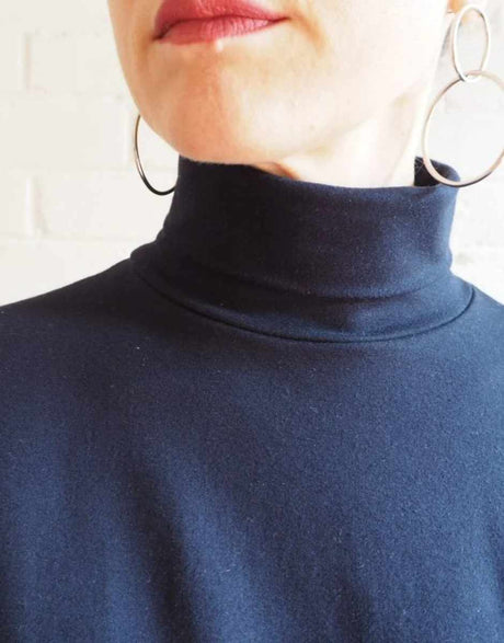 Monroe Turtleneck Top Sewing Pattern, Tessuti