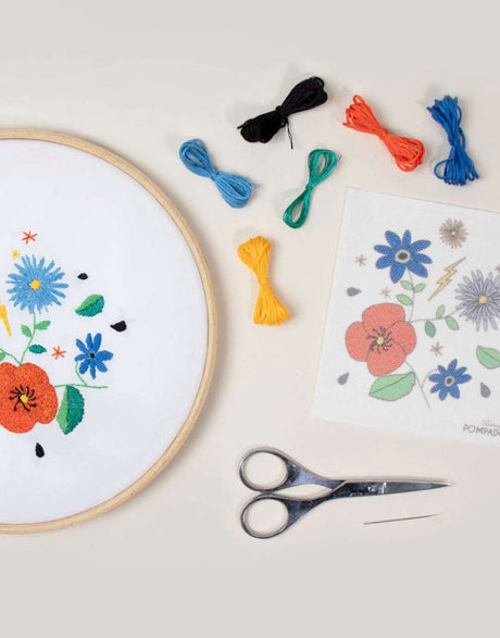 Britney Pompadour Embroidery Flowers Embroidery Kit, Britney Pompadour