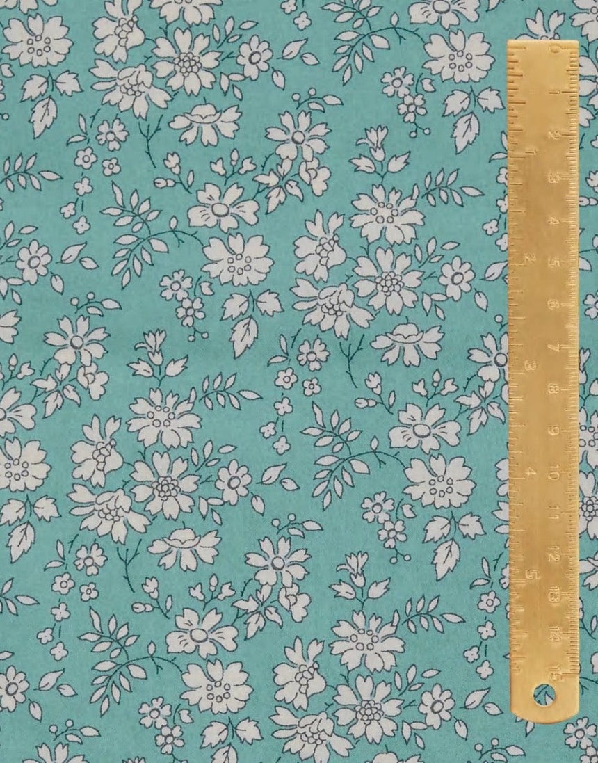 Liberty Fabrics Liberty Fabrics Tana Lawn® Classic Tana Lawn® Liberty Fabrics Tana Lawn® Capel N 14019