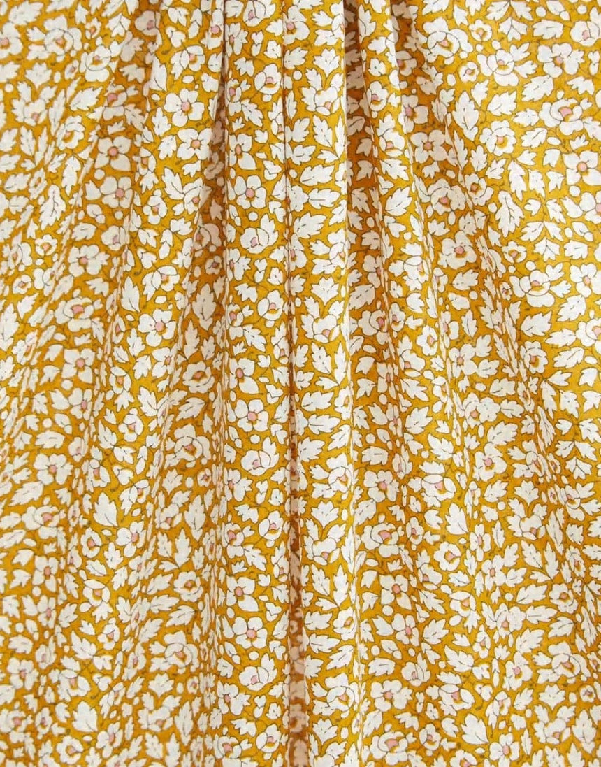 Liberty Fabrics Liberty Fabrics Tana Lawn® Classic Tana Lawn® Liberty Fabrics Tana Lawn® Feather Meadow A 13992