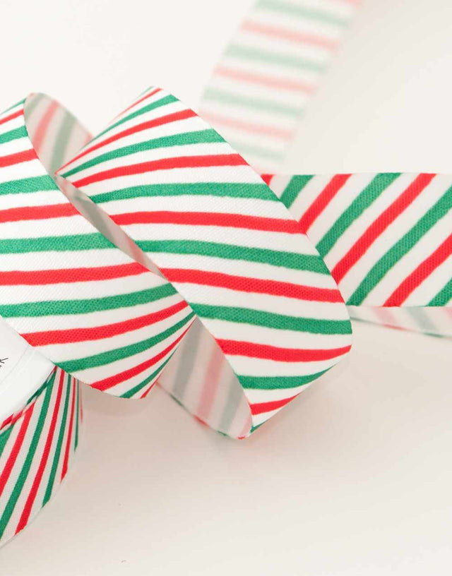 Not specified Ribbon & Trimming Candy Stripe Christmas Ribbon, 25mm 5024264158081 5024264158081