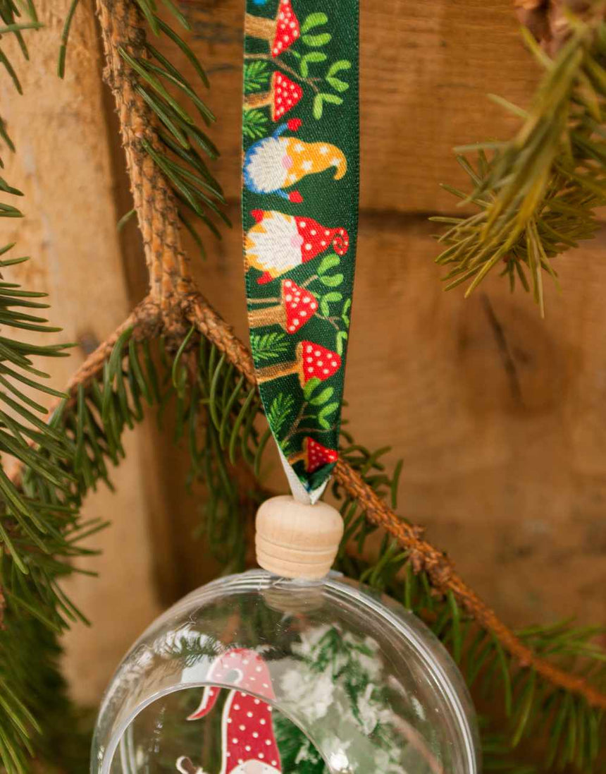 Not specified Ribbon & Trimming Woodland Gnome Christmas Ribbon, 25mm 5024264158166 5024264158166