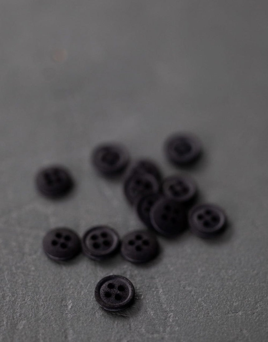 Merchant and Mills Buttons 11mm Cotton Button from Merchant & Mills, 11mm Sweeps Scrim 11259